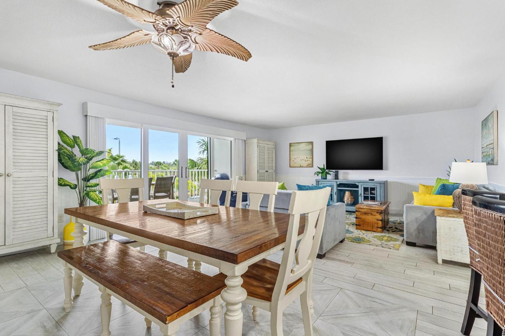 Beach Oasis - No Storm Damage & Guest Ready! Come Enjoy The Heated Pool & Relax At The Beach! Clearwater Beach Dış mekan fotoğraf
